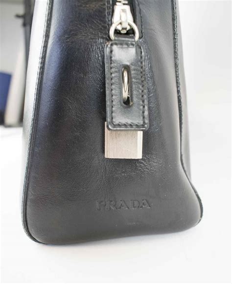 prada bags on sale outlet